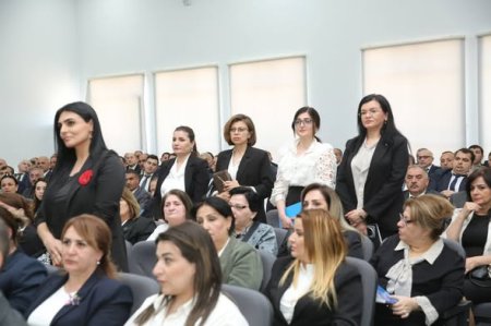 Təhsilin keyfiyyətinin yüksəldilməsi istiqamətində ümumi təhsil müəssisələrinin direktorlarının iştirakı ilə görüş keçirilib