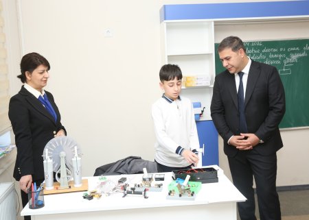 Gəncə-Daşkəsən Regional Təhsil İdarəsinin müdiri Elçin Kərimov Gəncə şəhər 7 nömrəli tam orta ümumtəhsil məktəbində olub