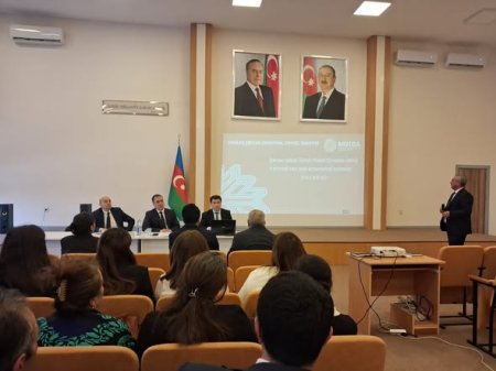 Şamaxı rayonunda məktəb direktorları ilə görüş keçirilib