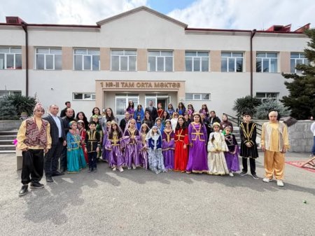 Qarabağ Regional Təhsil İdarəsinin tabeliyində fəaliyyət göstərən təhsil müəssisələrində Novruz bayramı ilə əlaqədar silsilə tədbirlər keçirilib
