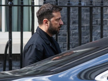 Zelenskidən dünyaya çağırış: Ukraynada ABŞ hərbi bazaları qurula bilər