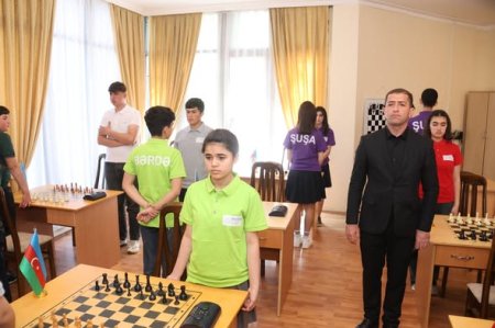 Aprelin 17-də “Zəkaların mübarizəsi” olimpiadası çərçivəsində Qarabağ Regional Təhsil İdarəsinin tabeliyində olan ümumi təhsil müəssisələrinin şagirdləri arasında regional şahmat turniri keçirilib