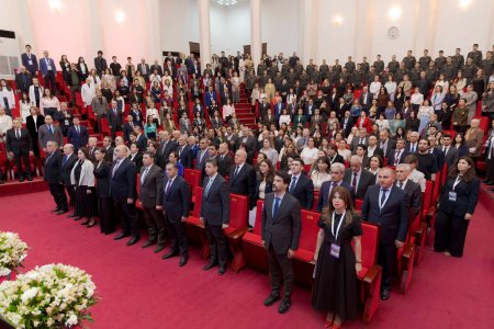 ATU-da “Sağlamlıq və Texnologiyanın Zirvəsi” adlı konfrans keçirilib