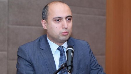 Məktəblərin 90 %-i təmir olunub - Əmrullayev