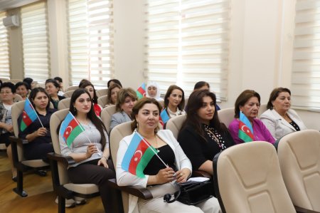 Bitki Mühafizə və Texniki Bitkilər Elmi-Tədqiqat İnstitutunda 28 May – Müstəqillik Gününə həsr olunmuş rəsmi tədbir keçirilib
