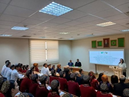 Türkmənistan Dövlət Universitetində Səməd Vurğunun 120 illiyinə həsr olunan tədbir keçirilib