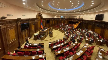 Ermənistan parlamentinin ilk iclasına Həsənov sədrlik edəcək: II Qaregin dəvət olunmayacaq