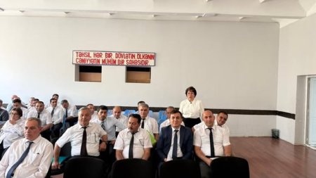 Ağsu rayonu üzrə ümumi təhsil müəssisələrinin direktorlarının hesabat dinləmələri keçirilib