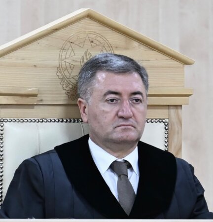 Xətai rayon Məhkəməsinin hakimi Əminə Abbasovanın ədalətsiz qərarı QOHUMLUQ ƏLAQƏLƏRİNİN hüquq üzərindəki "qələbəsidiir"-ŞİKAYƏTÇİ