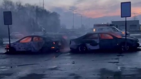 Moskvaya PUA hücumu: anbarlar yandı, bölgələr hədəfə alındı - Ölənlər var