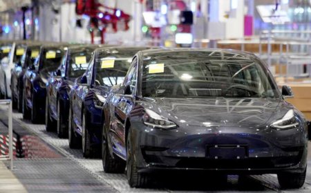"Tesla" milyonlarla avtomobili geri çağırır - Səbəb