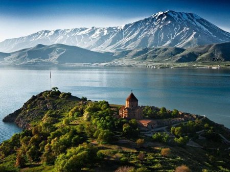 Ermənistan susuz qala bilər: Azərbaycanın tarixi gölü quruyur