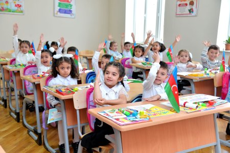 Bu il 125 mindən çox azərbaycanlı birinci sinfə qədəm qoyur