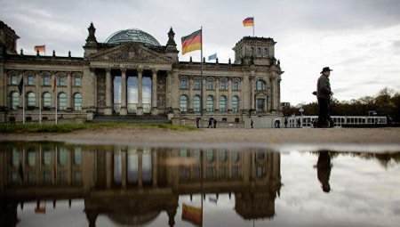 Bundestaqdan çağırış: Ermənistanı Avropa və Rusiya arasında seçimə məcbur etməyin