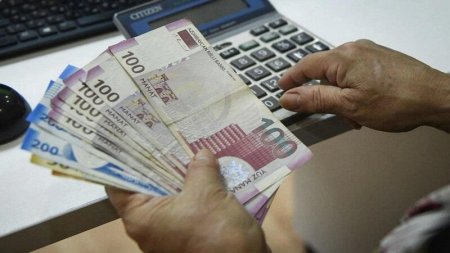 DSMF 8 ayda 1,1 milyon şəxsə 1,5 milyard manat ödəyib